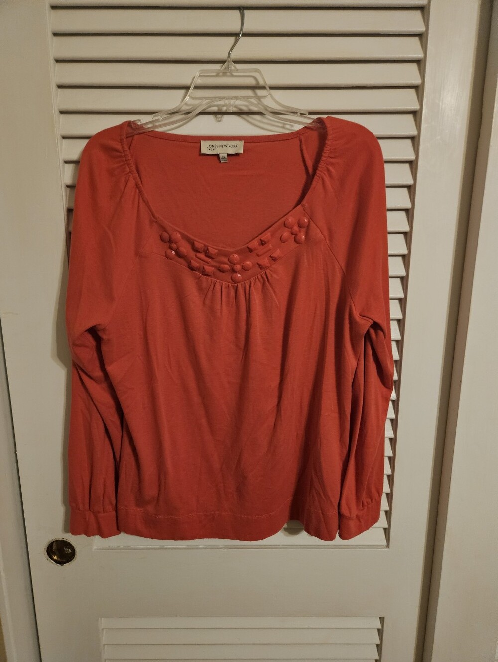 Jones New York  XL Coral-Red Long Sleeve Scoop Neck Top with Beaded Detail